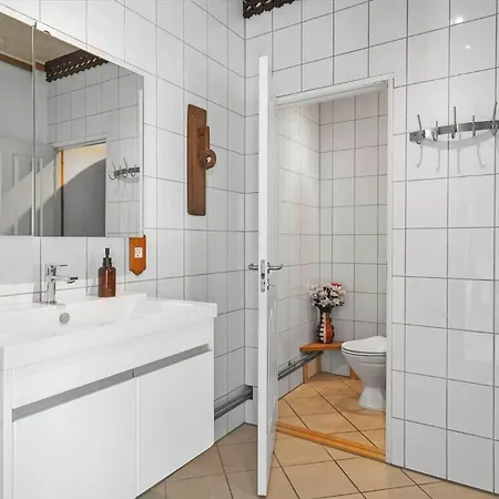 Apartamento 6048-stege-kostervej-48 *
